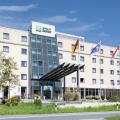 Aussenansicht - Holiday Inn Express Frankfurt Airport