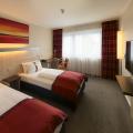 Holiday Inn Express Stuttgart Airport - Zimmer