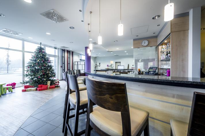 Holiday Inn Express Düsseldorf Airport Parken www.parkandfly.de