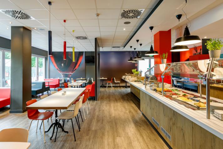 Ibis Hotel Frankfurt Airport Parken www.parkandfly.de