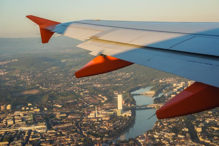 übernachtung Am Flughafen Basel Mit Parken www.parkandfly.de