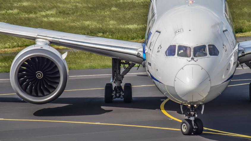 flugzeug flughafen düsseldorf